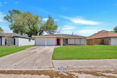 11862 S Evelyn Circle, Houston, TX 77071 - Photo 1