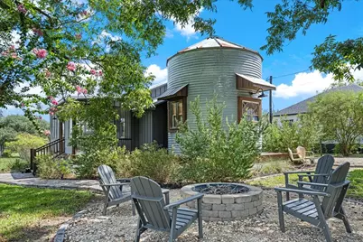 108 N Scott Street, Fayetteville, TX 78940 - Photo 13