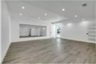 12564 Memorial Dr, Houston, TX 77024 - Photo 41