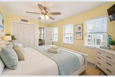 21225 Gulf Dr, Galveston, TX 77554 - Photo 13