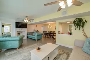 21225 Gulf Dr, Galveston, TX 77554 - Photo 27