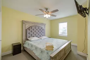 21225 Gulf Dr, Galveston, TX 77554 - Photo 21