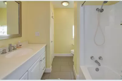 21225 Gulf Dr, Galveston, TX 77554 - Photo 15