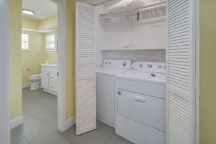 21225 Gulf Dr, Galveston, TX 77554 - Photo 11