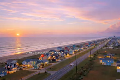 21225 Gulf Dr, Galveston, TX 77554 - Photo 1