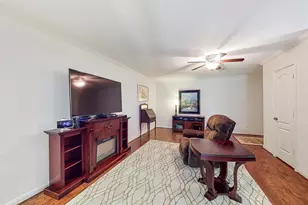5333 Richmond Ave, Houston, TX 77056 - Photo 3