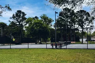 2827 Timber Briar Cir, Houston, TX 77059 - Photo 35