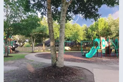 2827 Timber Briar Circle, Houston, TX 77059 - Photo 37