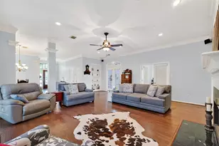 2827 Timber Briar Cir, Houston, TX 77059 - Photo 7