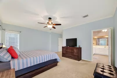 2827 Timber Briar Circle, Houston, TX 77059 - Photo 17