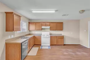12830 Windy Summer Ln, Houston, TX 77044 - Photo 11