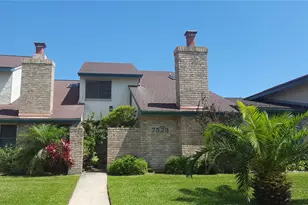 7523 Beaudelaire Cir, Galveston, TX 77551 - Photo 1