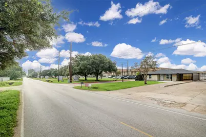 8817 Emmott Road, Houston, TX 77040 - Photo 15