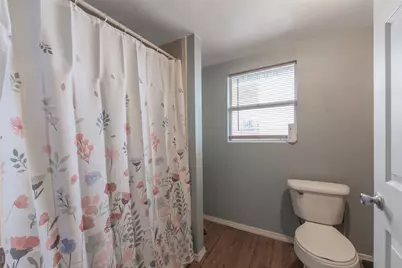 7030 Terrasso Drive, Hitchcock, TX 77563 - Photo 23