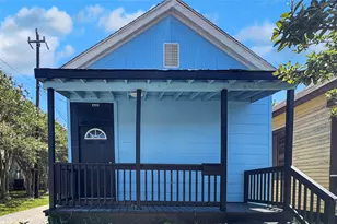 1314 27th St, Galveston, TX 77550 - Photo 1