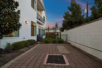 1661 Bingle Road, Houston, TX 77055 - Photo 31