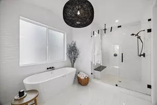 1661 Bingle Rd, Houston, TX 77055 - Photo 19