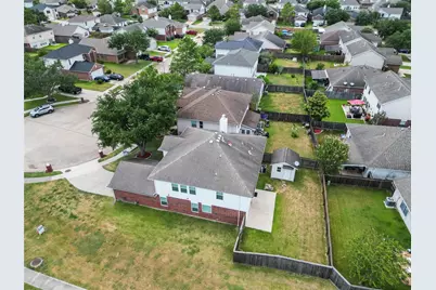 12031 Blade Borough Court, Houston, TX 77089 - Photo 27