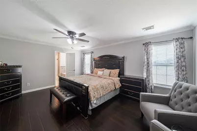 12031 Blade Borough Court, Houston, TX 77089 - Photo 9