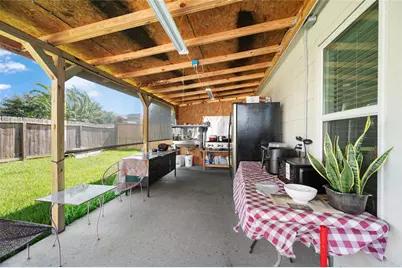 12031 Blade Borough Court, Houston, TX 77089 - Photo 25