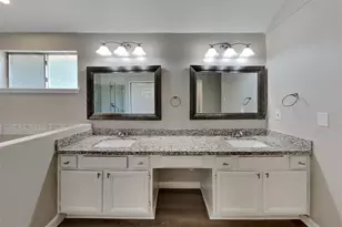 3215 Broken Bough Dr, Missouri City, TX 77459 - Photo 13