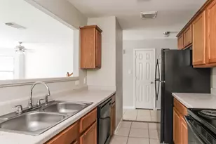 2935 La Estancia Ln, Houston, TX 77093 - Photo 7