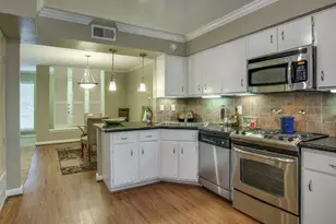 10220 Memorial Dr, Houston, TX 77024 - Photo 7