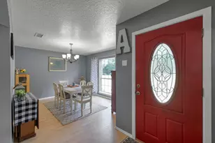 14909 Pine Tree Rd, Montgomery, TX 77356 - Photo 9