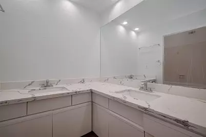 16800 Sugar Pine Drive #28, Houston, TX 77090 - Photo 25