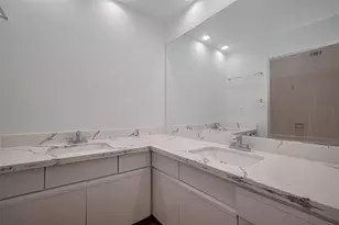 16800 Sugar Pine Dr, Houston, TX 77090 - Photo 25