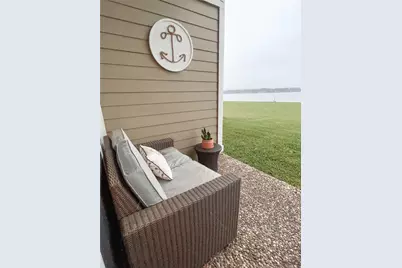 146 April Point Drive S, Conroe, TX 77356 - Photo 17