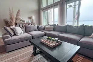 146 April Point Dr S, Conroe, TX 77356 - Photo 9