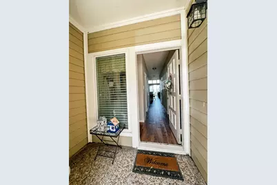 146 April Point Drive S, Conroe, TX 77356 - Photo 3