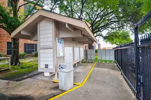 2255 Braeswood Park Dr, Houston, TX 77030 - Photo 35