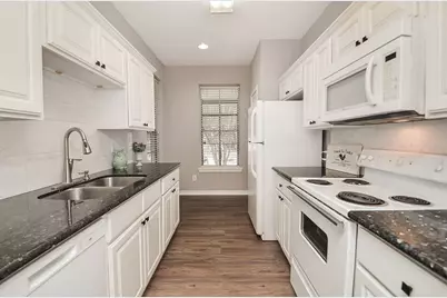 2255 Braeswood Park Drive #195, Houston, TX 77030 - Photo 11