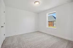 10 Keystone Ct, Angleton, TX 77515 - Photo 15