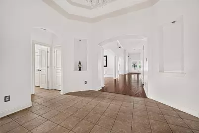 3831 Lakeridge Canyon Drive, Sugar Land, TX 77498 - Photo 7