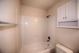106 Easton Glen Ln, Dickinson, TX 77539 - Photo 15