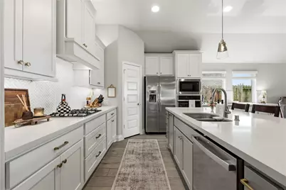 4722 Primrose Valley Lane, Fulshear, TX 77441 - Photo 7