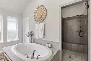 4722 Primrose Valley Ln, Fulshear, TX 77441 - Photo 23