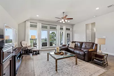 4722 Primrose Valley Lane, Fulshear, TX 77441 - Photo 13