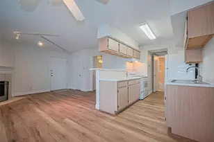 2750 Holly Hall St, Houston, TX 77054 - Photo 9