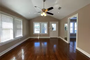 1110 E 27th St, Houston, TX 77009 - Photo 17