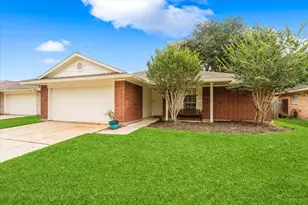 2307 Old Oak Ln, Houston, TX 77339 - Photo 3