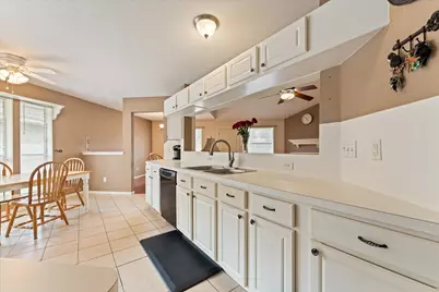 2307 Old Oak Lane, Houston, TX 77339 - Photo 17