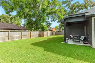 236 Prescott Dr, West Columbia, TX 77486 - Photo 27