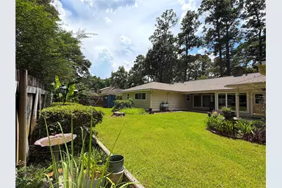 1402 Trailwood Village Drive, Houston, TX 77339 - Photo 21