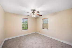 6825 Appleton St, Houston, TX 77022 - Photo 17