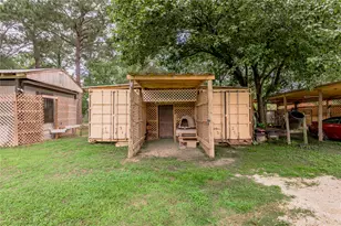 159 S Pecan Ave, Groveton, TX 75845 - Photo 17