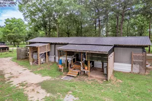 159 S Pecan Ave, Groveton, TX 75845 - Photo 1